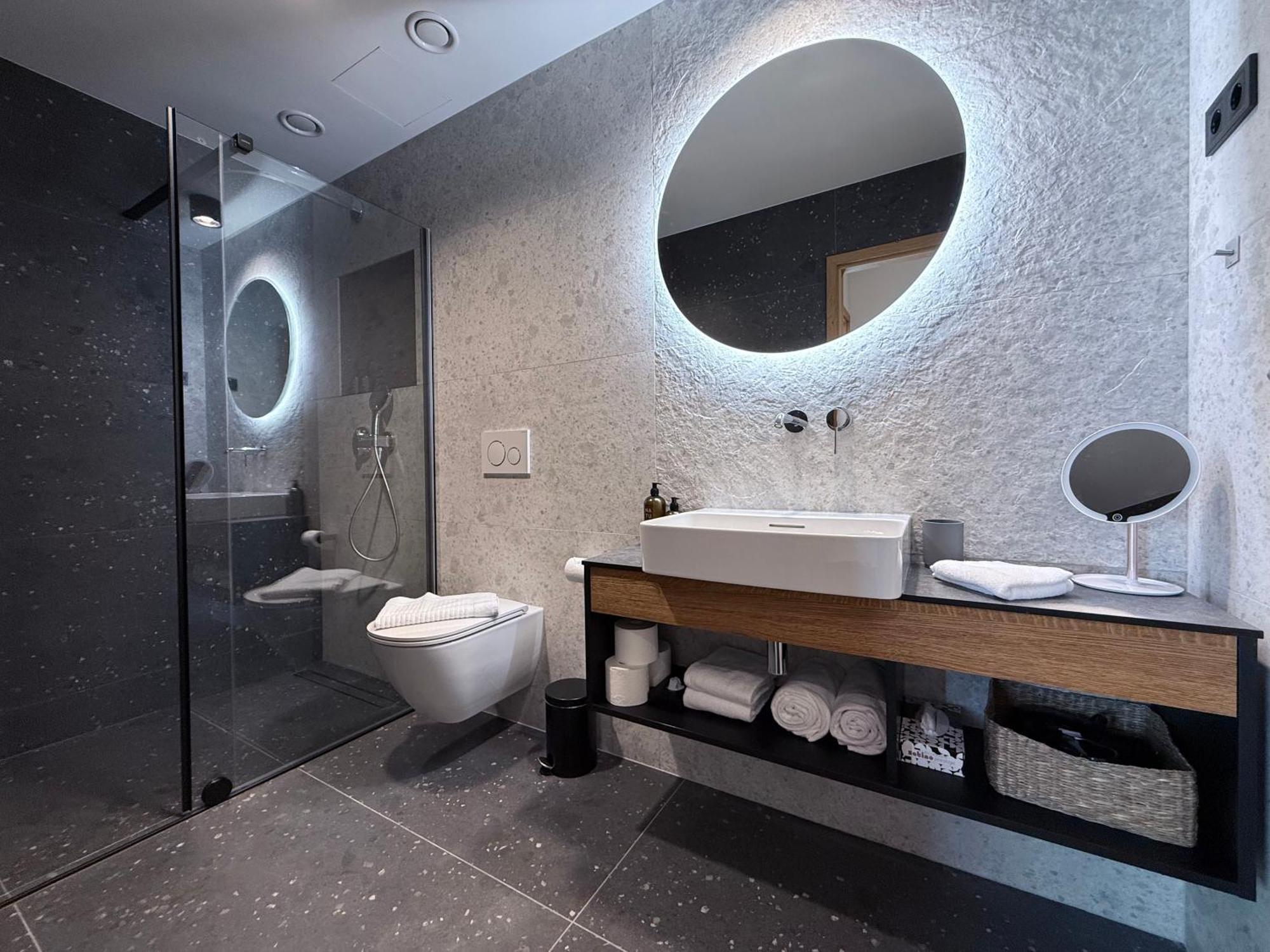 Elsa Spa Apartments Тукс Екстериор снимка