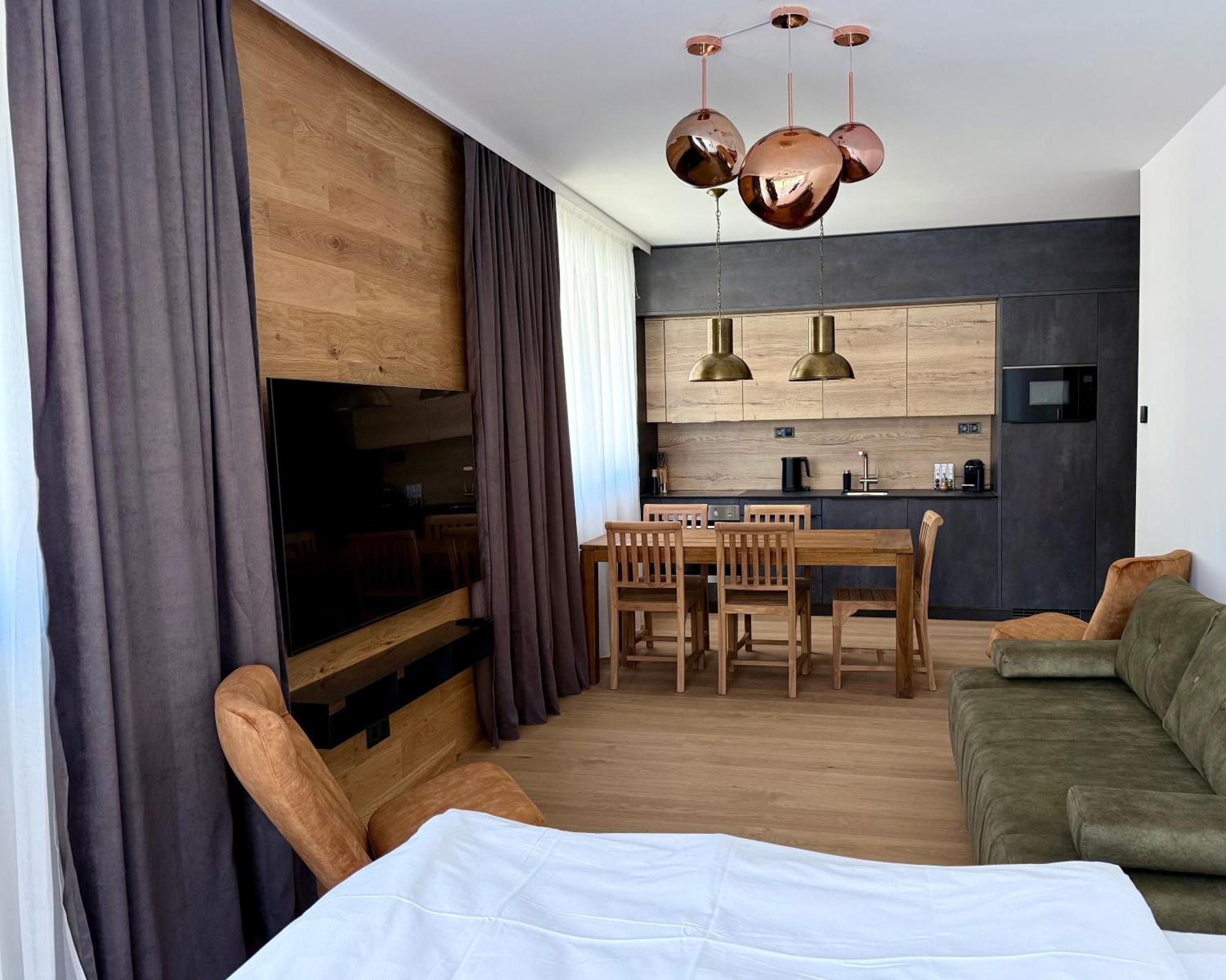Elsa Spa Apartments Тукс Екстериор снимка